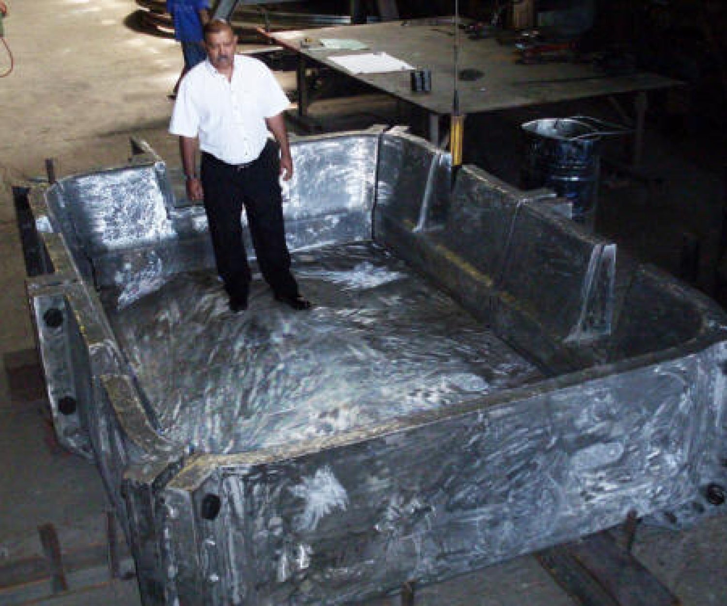 KEW Foundries has manufactured slag pots from 300 kg to 5.5 tonnes